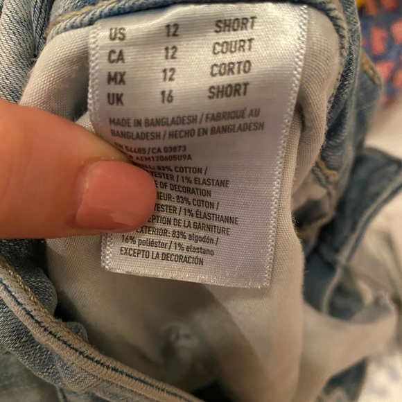 American Eagle | Distressed Jeans - Picture 3 of 3